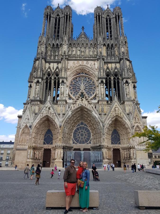 Perrier Appartement Reims Buitenkant foto